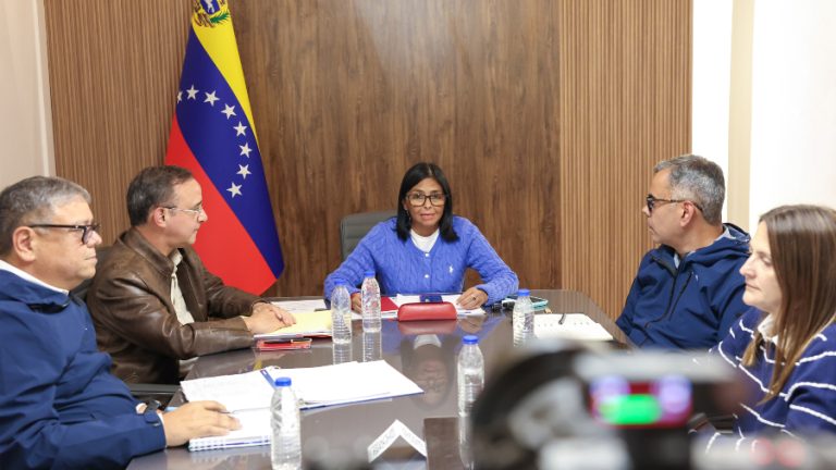 Presidenta (E) Delcy Rodríguez anunció plan de ahorro energético ante contingencia climática