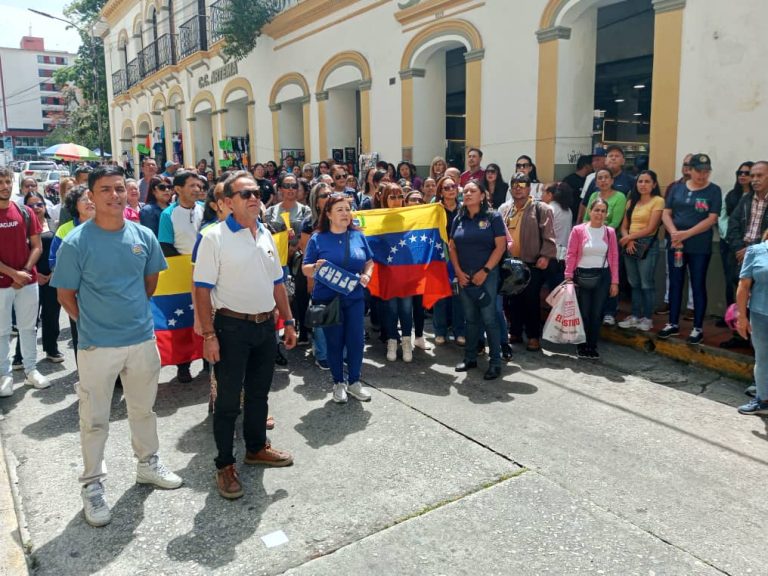 Movimiento Estudiantil de la ULA respalda reclamos por salarios dignos
